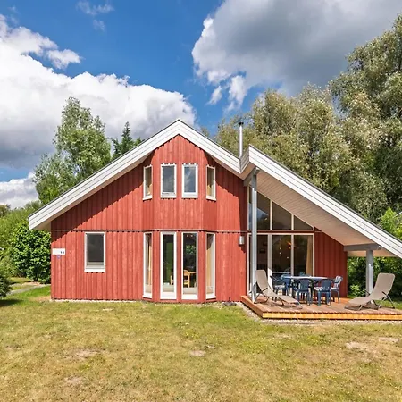 Gemuetliches Mit Garten Und Terrasse Im Hafendorf Mueritz Σπίτι διακοπών *